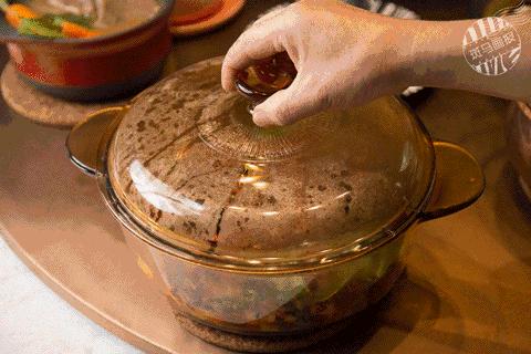 嗜辣星人的终极灵药！魔都这12家火辣餐厅，来吃饭的人都被弄哭了