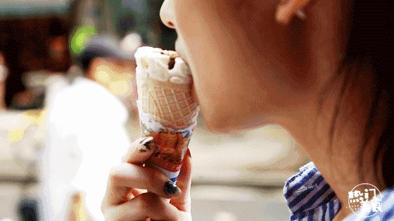 属于长沙夏天的童年记忆，是一支老冰棒流淌在舌尖上