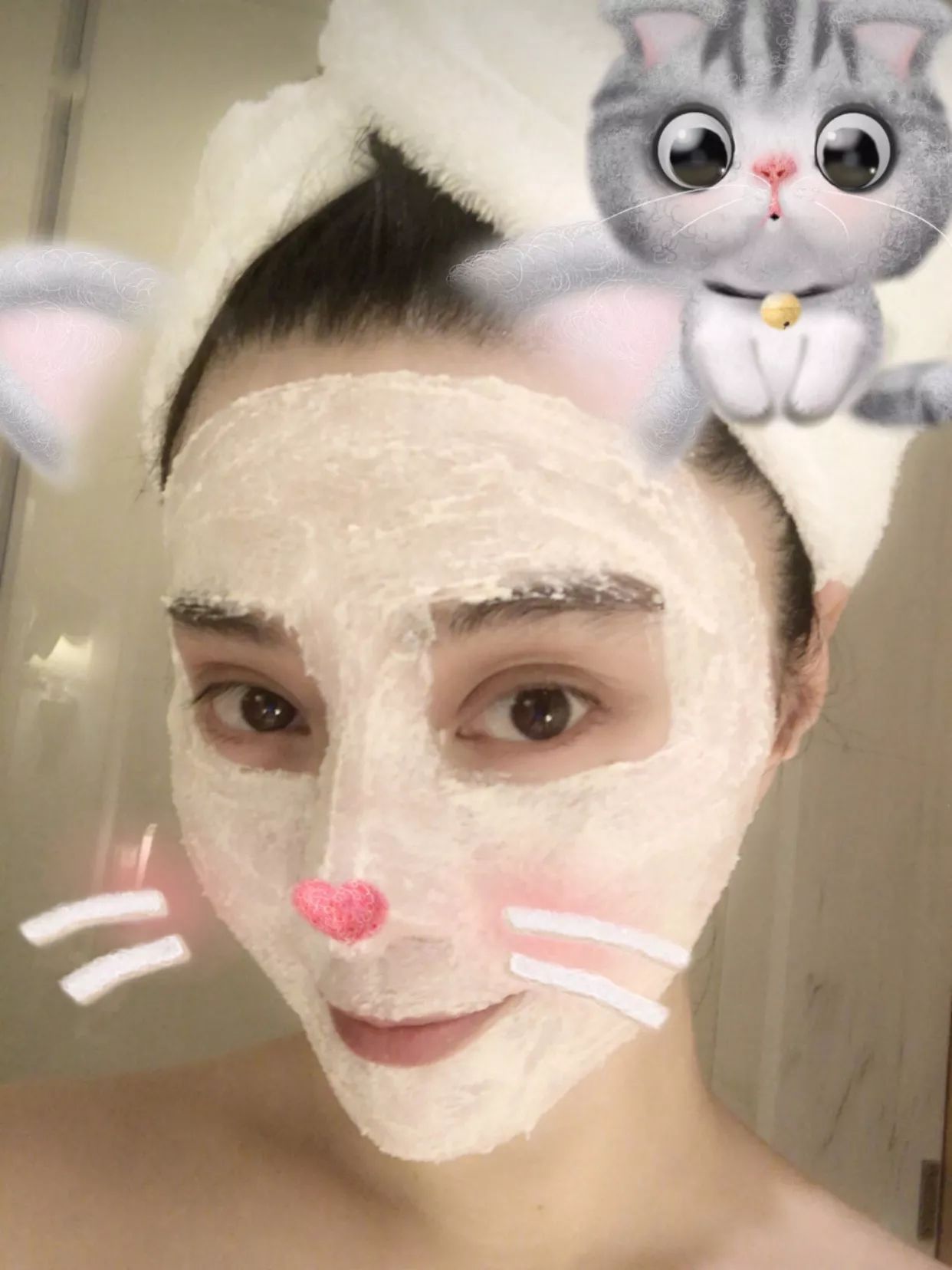 刘嘉玲梳妆台多少钱,刘嘉玲推荐护肤套装是什么