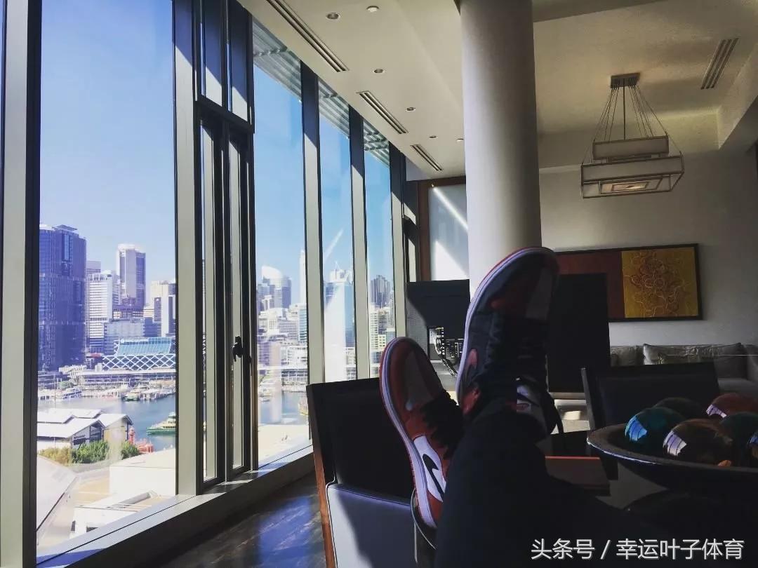 周董和蔡依林同唱,周杰伦和林俊杰谁的水平高