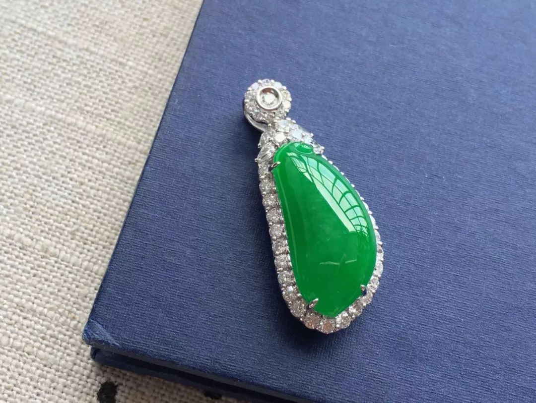 冰糯种和糯种翡翠区别,冰种和冰糯种翡翠的对比图片