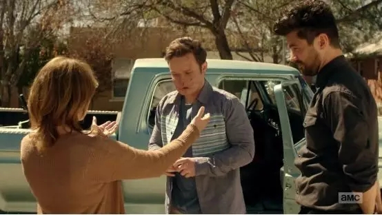 2016dc漫画改编的美剧,2012根据漫画改编的美剧