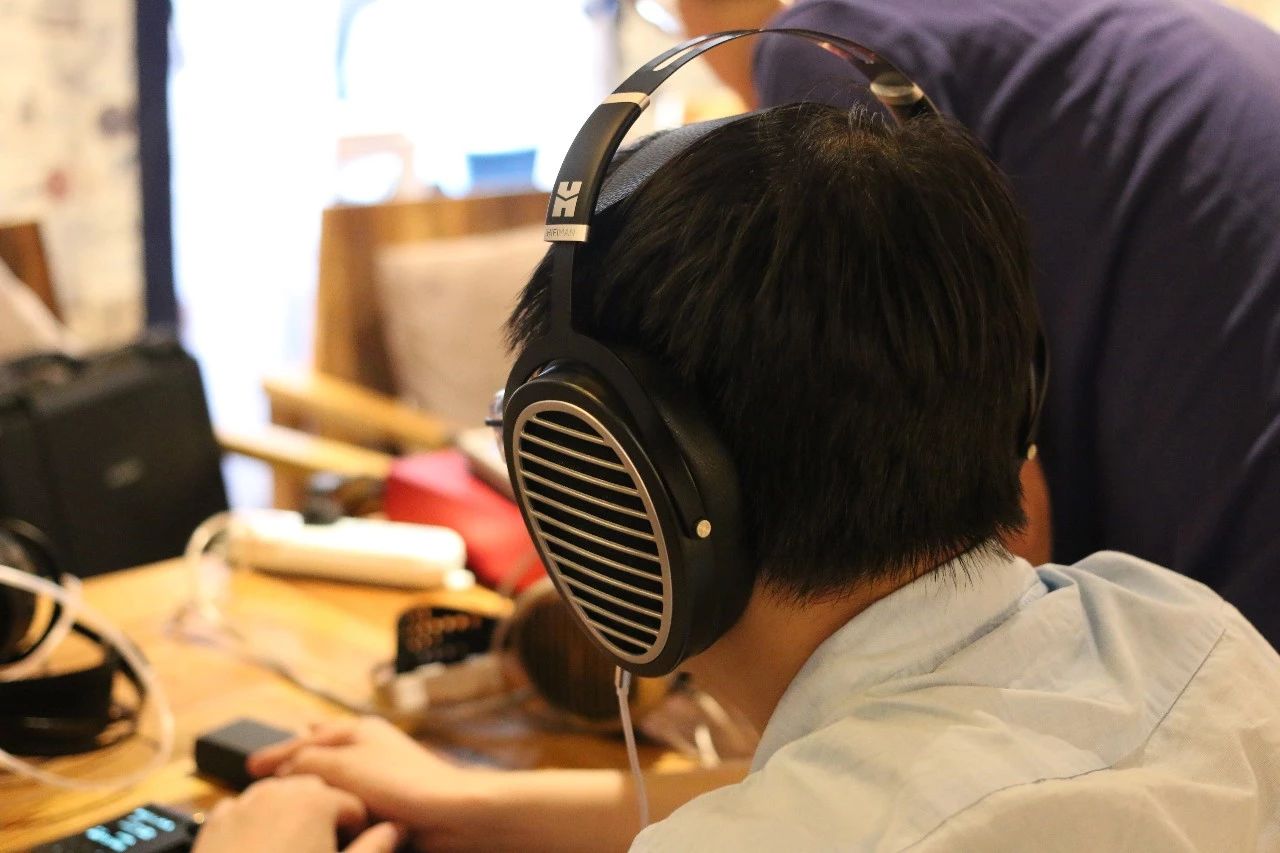 时隔两年多的聚会,时隔两年的聚会