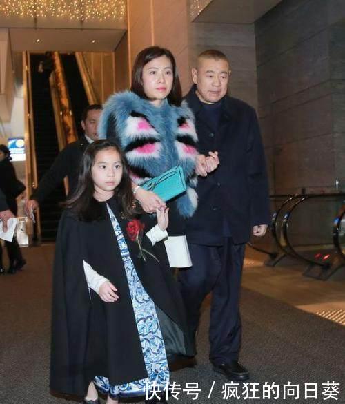 比卓伟还成功的娱乐记者从普通人成为香港女首富