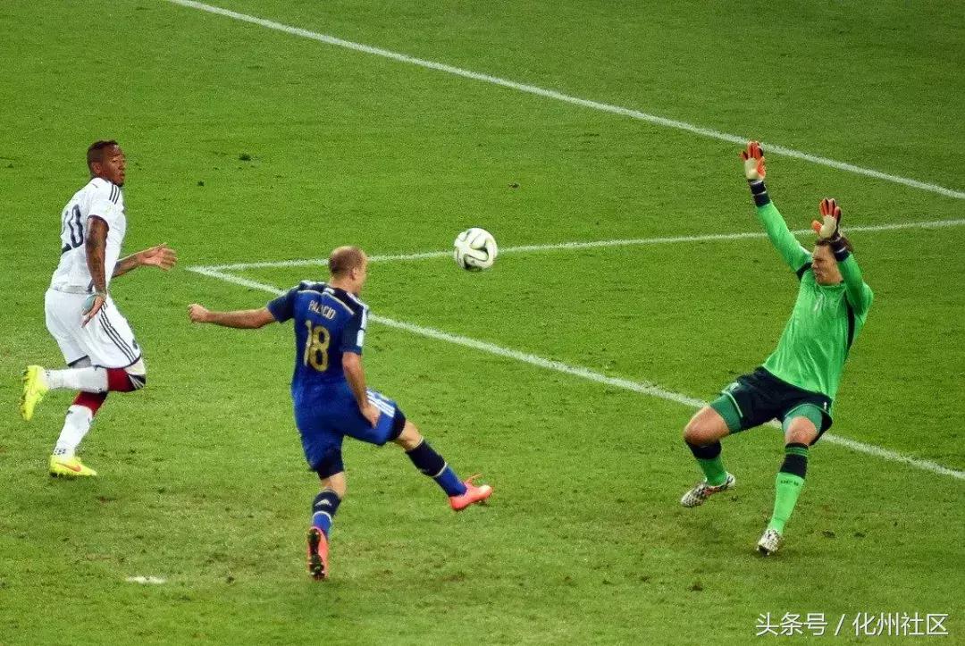 这就是球王梅西原版视频,这就是梅西