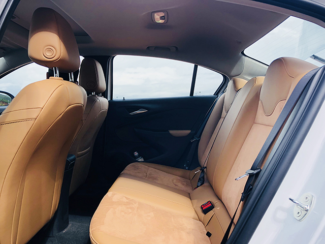 重现辉煌实力究竟如何?动态试驾别克全新凯越