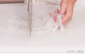 凉菜芥末黄瓜凉皮,黄瓜拌凉皮放什么调料