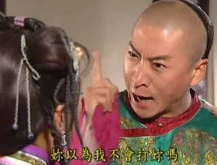 出国帮同事代购香水，因为这件事遭拒收！网友吵翻了