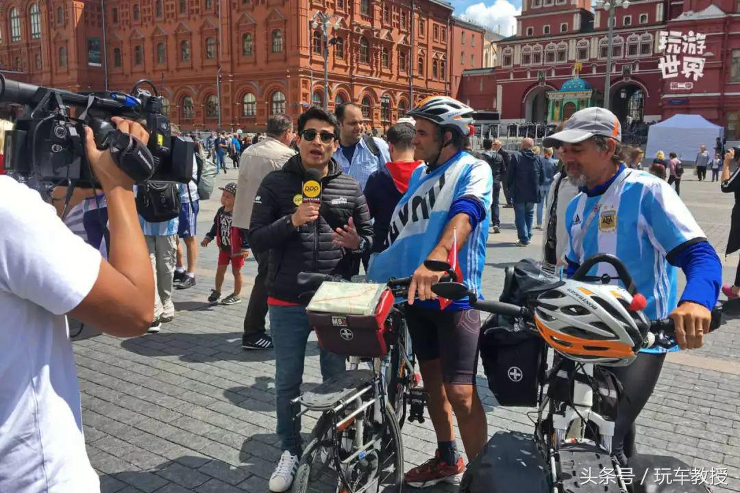 行李箱当“球门”！这SUV大得夸张！