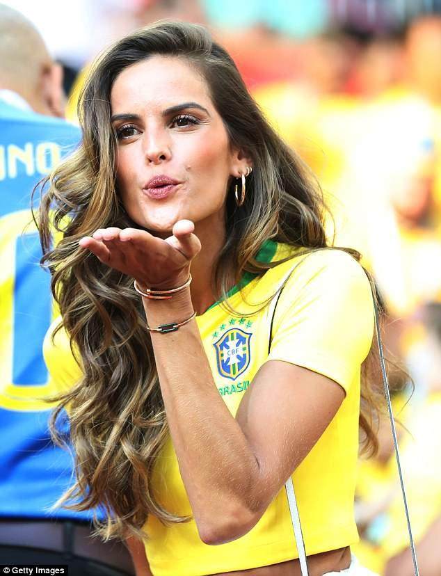 巴西超模伊莎贝尔歌勒体育画报,维密模特伊莎贝拉歌勒