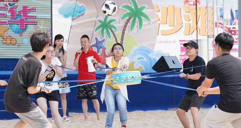 看足球现场比赛震撼,看沙滩足球