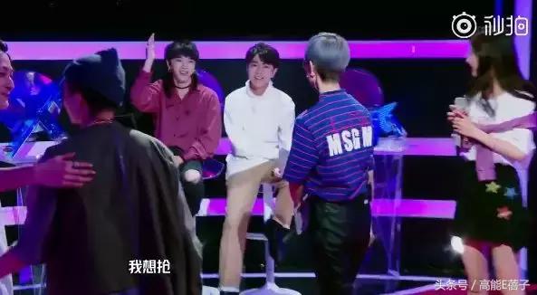 李宇春易烊千玺唱的新时代,李宇春毛阿敏完整版