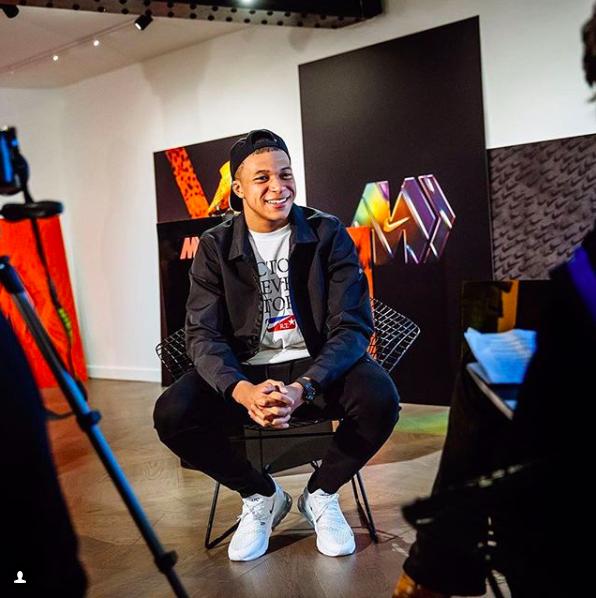 姆巴佩年轻19岁,姆巴佩从一岁到25岁