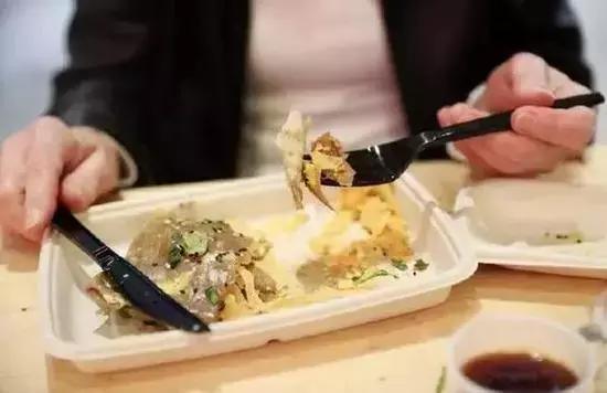 中国小吃征服外国人,给我一个馍我能夹遍全世界的美食