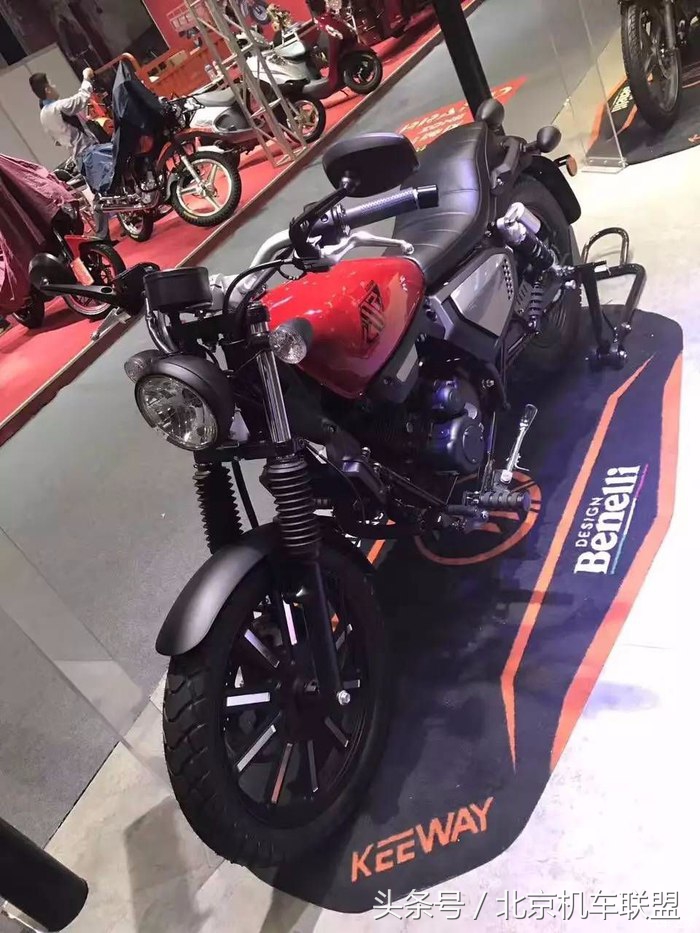 钱江贝纳利新款太子车凯威荣光202亮相，颜值堪比雅马哈、哈雷