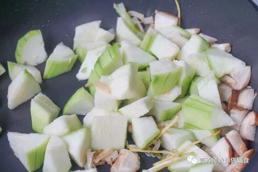 宝妈喝什么汤可以增强宝宝免疫力,增强抵抗力的宝宝爱喝冬季果汁