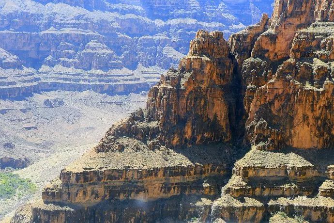 你不知道出国旅游先看攻略吗,出国旅游这些地方不要去