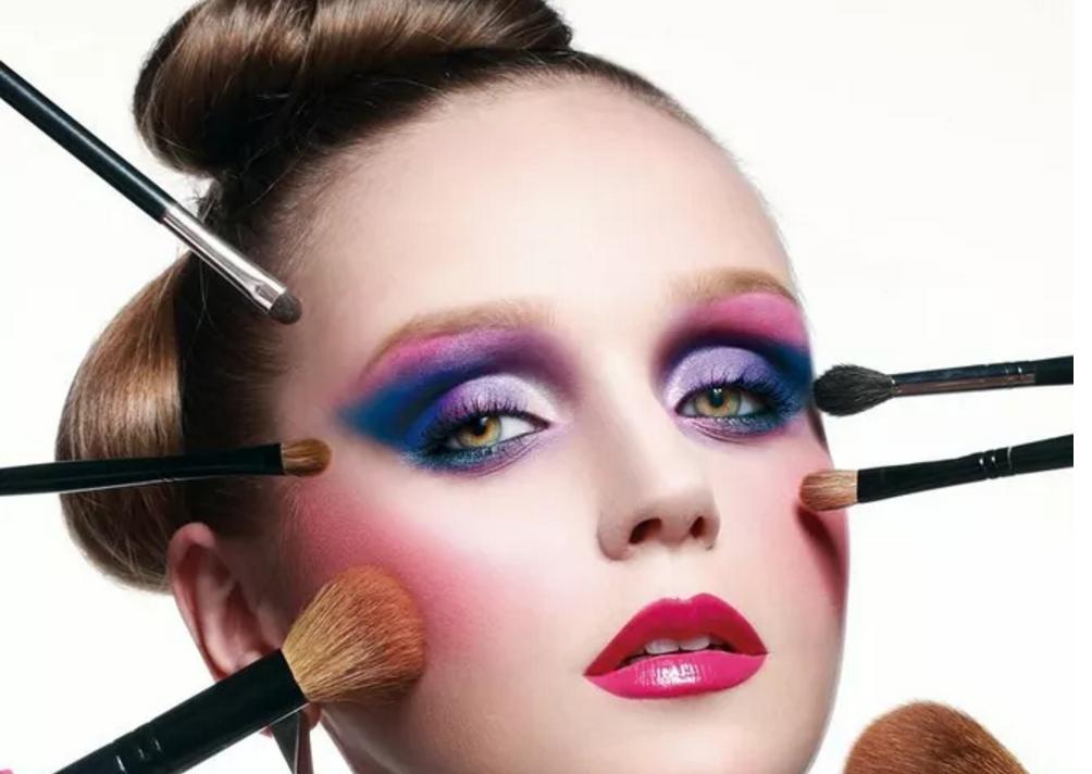 老婆，再让我给你买东西，先把它的slogen给我