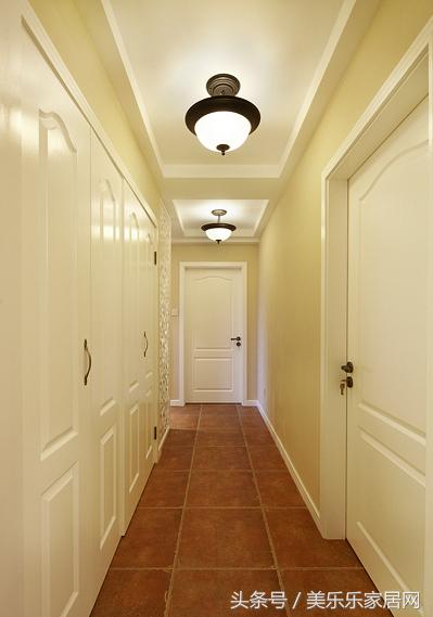 整个装修最喜欢的就是柜子的设计,年入500万的家庭都怎么装修