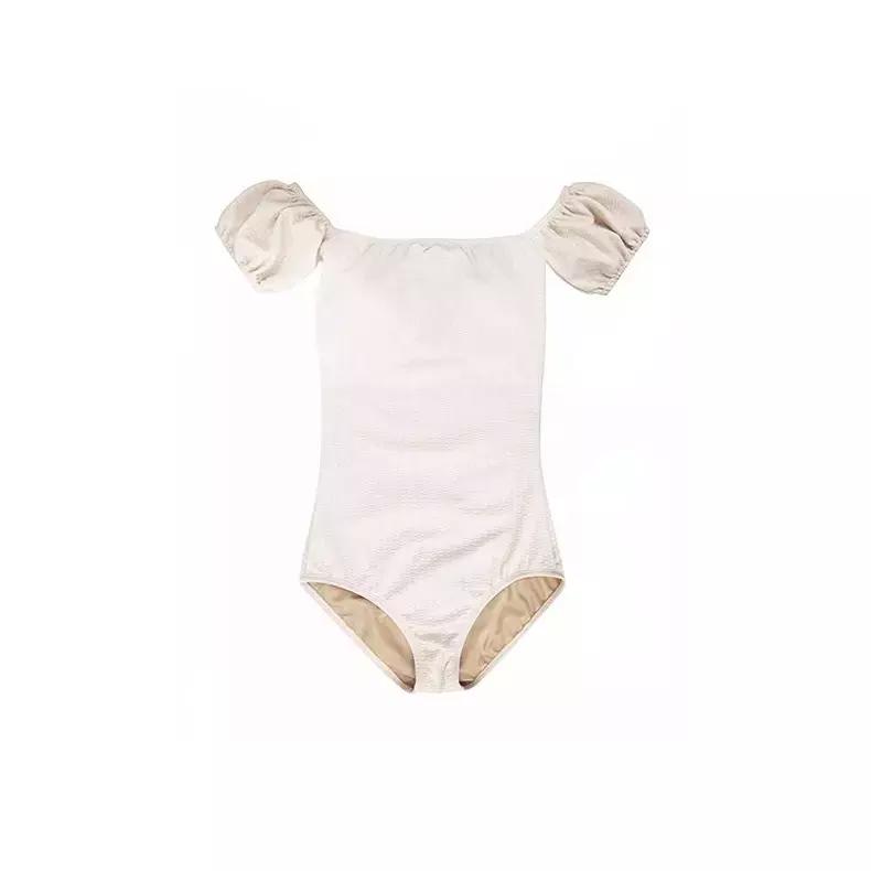 超模肯豆海边,肯豆和其他模特海边合照