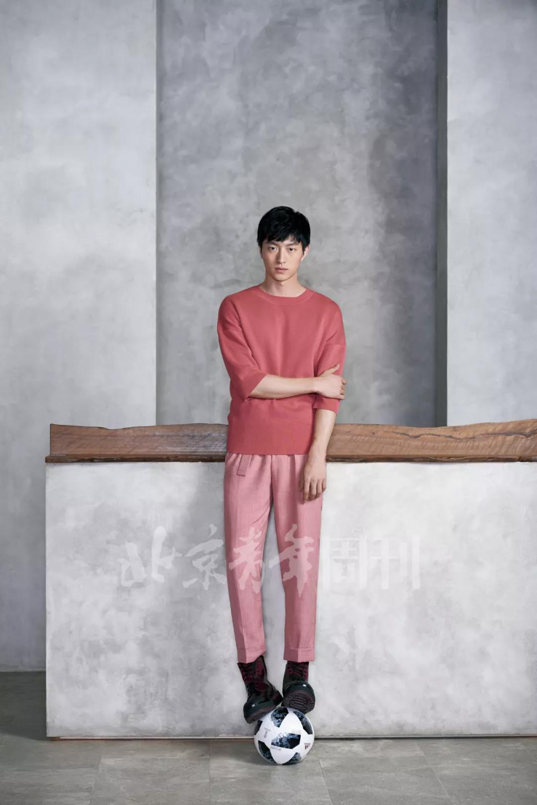 金大川片段,金大川最新街拍