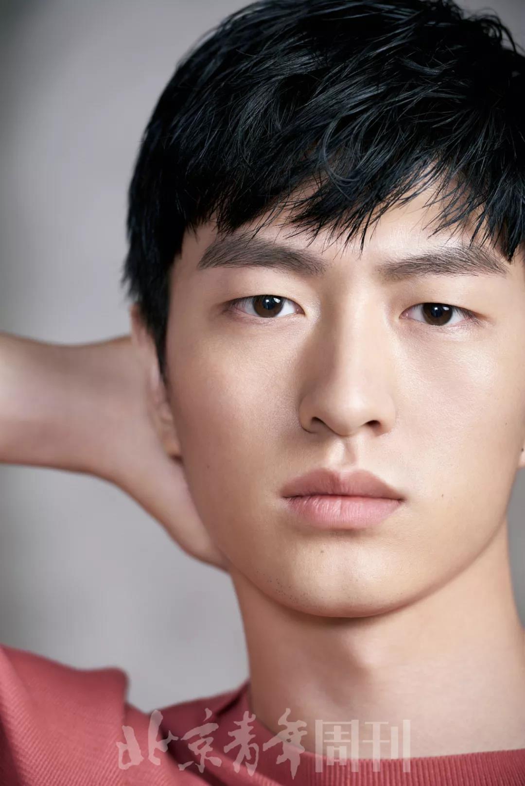 金大川片段,金大川最新街拍