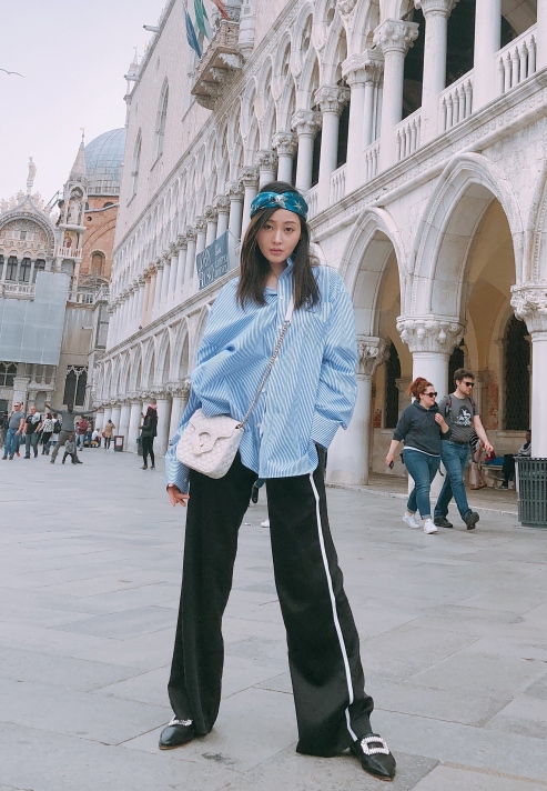 露趾半拖鞋夏日懒人凉拖,无跟洋气时髦拖鞋