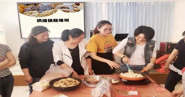 「走帮服活动」海门：五车保驾护航服务企业用工