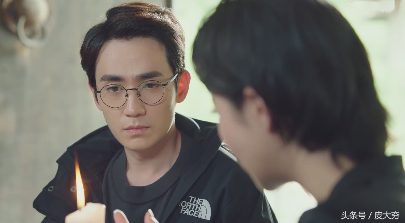 镇魂赵云澜黑袍,镇魂赵云澜穿衣风格