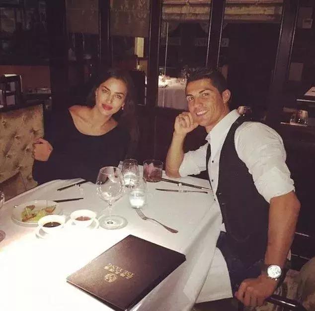 c罗和维密天使视频,c罗维密超模视频