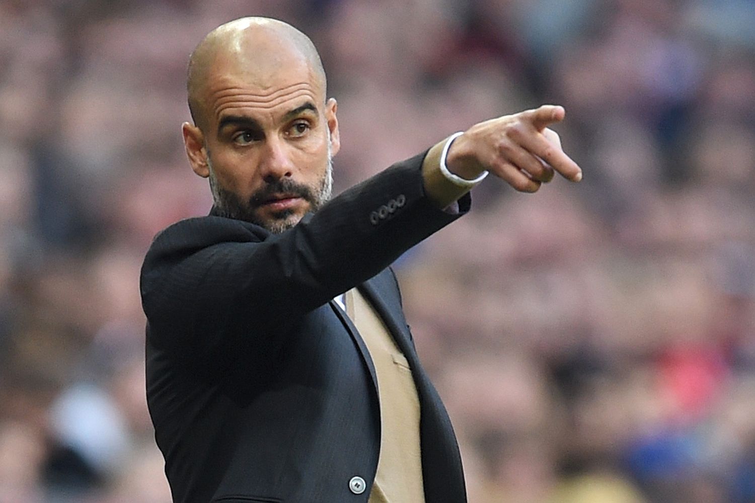 快乐足球欧冠,英格兰快乐足球似曾相识