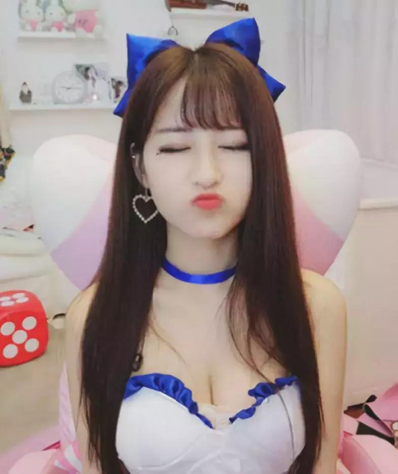 cnn采访过的中国人,cnn女记者采访视频