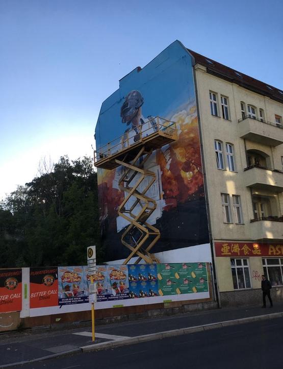 绝地求生：柏林街头现PGI助威海报！粉丝千字长文告白4AM和OMG