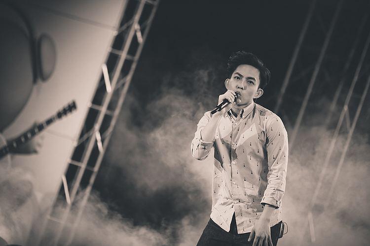 林宥嘉成全蒙面完整版,被林宥嘉成全唱到泪流满面