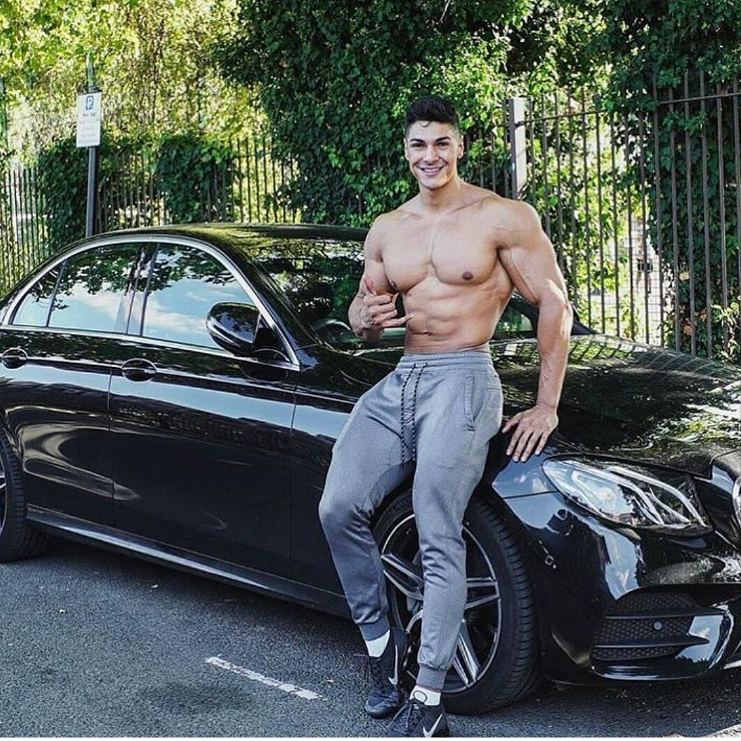 卧推完肩膀疼怎么恢复,卧推完胸肌痛怎么办