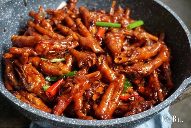 网红柠檬酸辣鸡爪你吃了吗,酸辣柠檬鸡爪最火视频