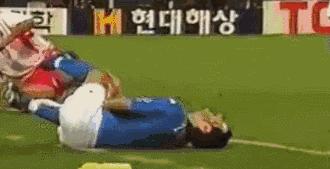 韩国人踢球犯规,韩国足球球员素养