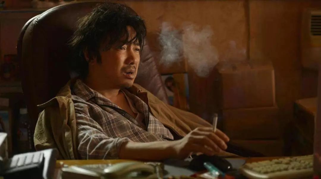 世上只有一种病治不了叫穷病,世上只有一种病