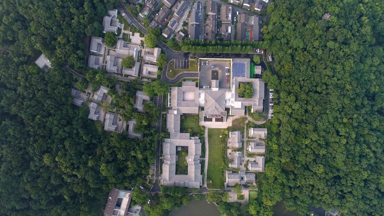 令人一眼惊艳的山庄美景,绝美中式庭院一方山水惊艳了时光