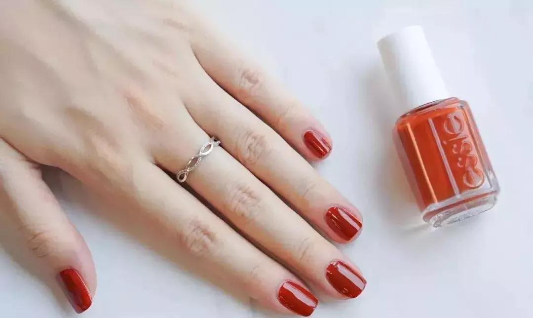 好看又显白的指甲油推荐,一些童趣可爱的指甲油简单试色