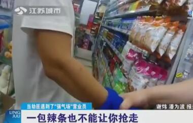 重回90年代靠卖小龙虾发家致富,90后卖鱼小伙年入千万