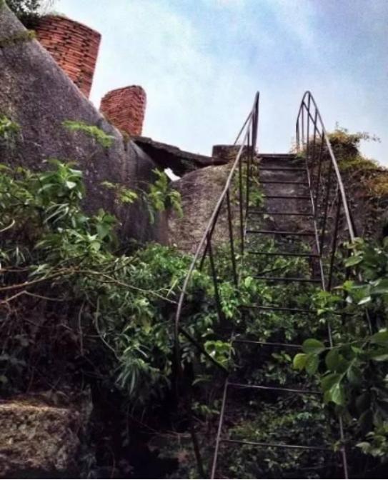 厦门去三亚旅游攻略必去景点,厦门三亚旅游攻略必去景点