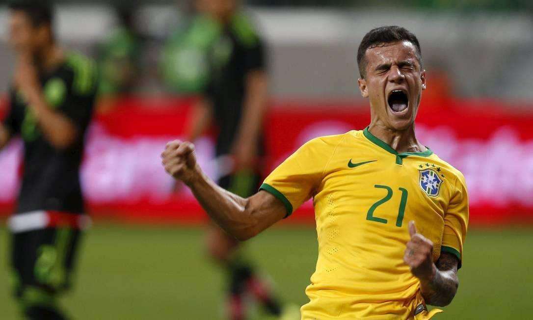 巴西队球迷哭泣,巴西球迷输球绝望哭泣