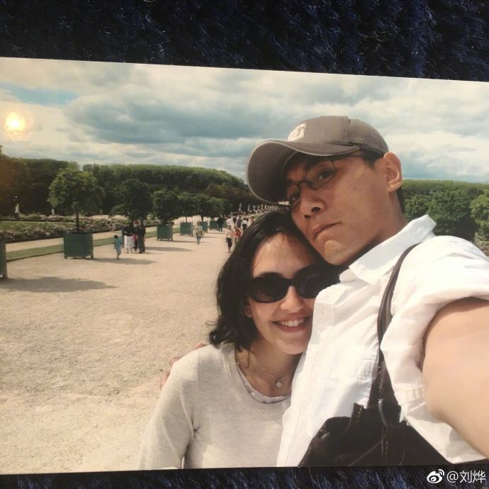 刘烨与妻子安娜结婚的视频,刘烨与安娜的幸福婚姻