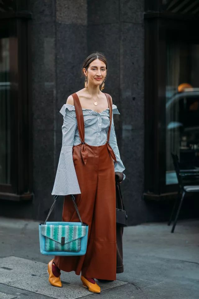 胸不平何以安天下什么意思,胸不平何以平下一句