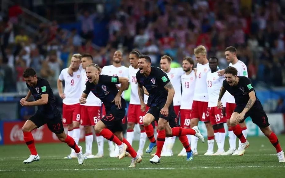 当克罗地亚门将脱下衣服，全世界为之动容……