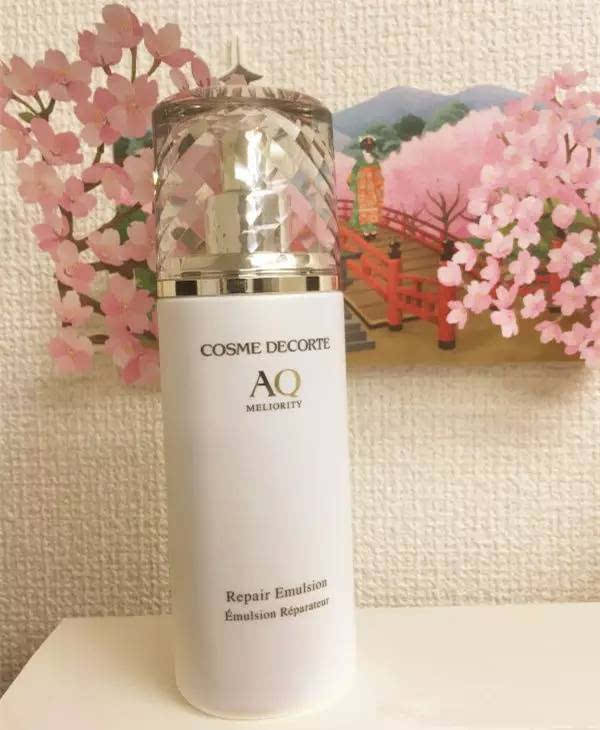 适合夏季的乳液推荐平价,推荐一款夏天比较轻薄的乳液