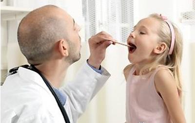 化脓性扁桃体炎能喝酸奶吗,化脓性扁桃体炎首选抗生素