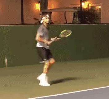 贝克汉姆大儿子约会,贝克汉姆与爱妻约会