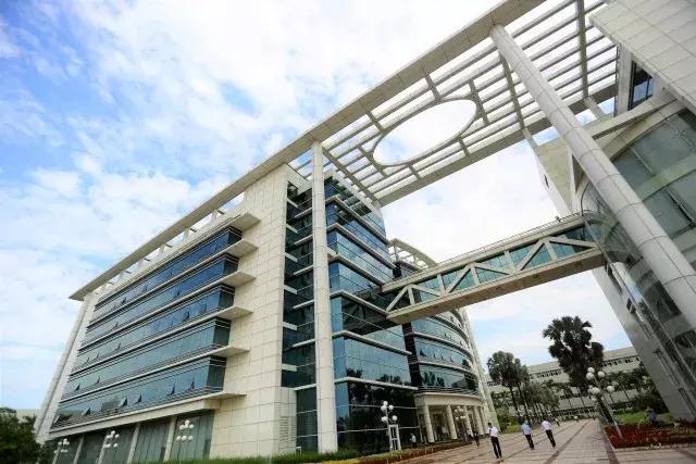 刚弄懂足球“英国四大天团”董姐说的“格力四大天团”又是啥？